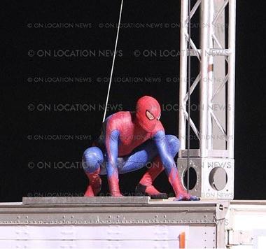 photos-costume-spider-man-3d-dencore-pres-L-0kPTuz.jpg