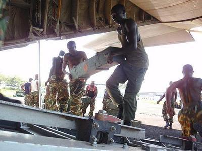 Des soldats américains en mission de maintien de paix à Bujumbura en décembre 2010. Photo (c) Gordon Christensen