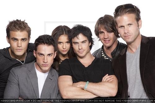 The Vampire Diaries: Nouveau outtakes de la distribution du Comic Con 2010