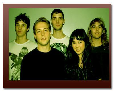 The Naked and Famous annonce le printemps !