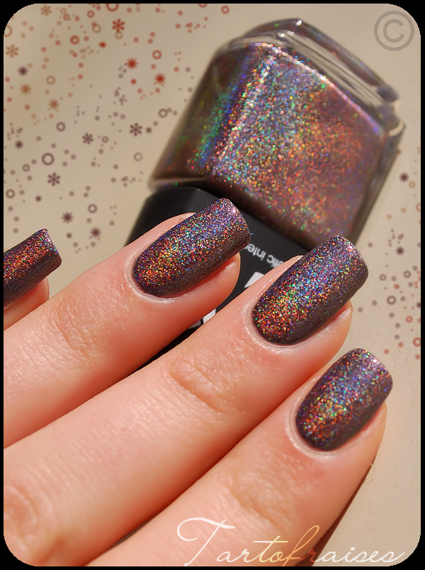 http://tartofraises.nailblogs.net/vernis/LM/holo/lm_3dbrown_9.png