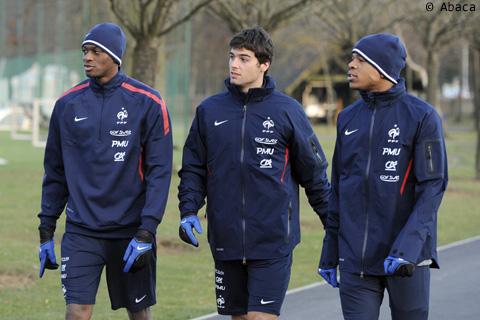Equipe de France ... PHOTOS ... les bleus s'entraînement avant le Brésil demain