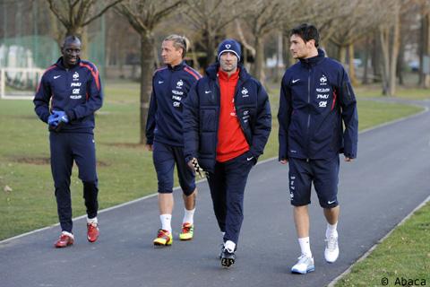Equipe de France ... PHOTOS ... les bleus s'entraînement avant le Brésil demain