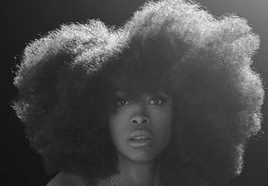 erykah badu21 300x209 Video: Erykah Badu Gone Baby Dont Be Long