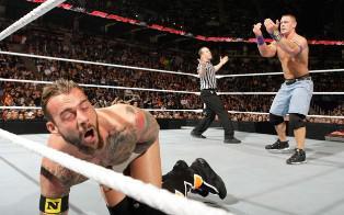 John Cena disqualifié face à CM Punk