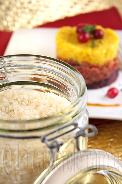 Risotto alla milanese sur effiloché de canard confit à la confiture d'oignons et canneberges