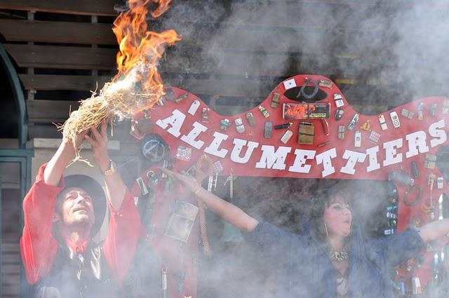 dire le monde faire société