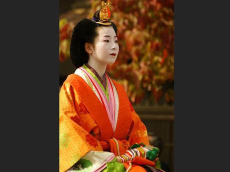 Une Japonaise s'est déguisée à l'occasion du Jidai, un grand festival de Kyoto (Japon).