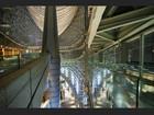 Le Tokyo International Forum comprend 14 étages et se compose de quatre bâtiments et d'un atrium en verre (Japon).