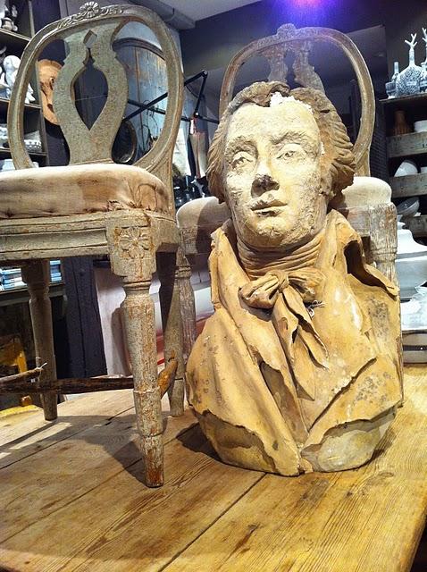 ANTIQUITES: nouveautés 11 Février 2011