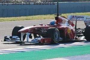 Fernando Alonso domine la matinée
