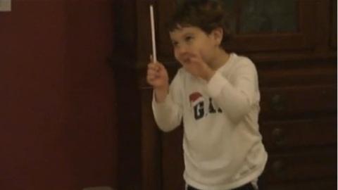 Jonathan Okseniuk ... Le plus jeune chef d'orchestre du monde