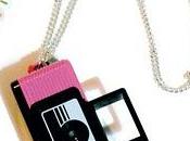 Collier /Sautoir "Holga party!"Prix: eurosComposé d'u...