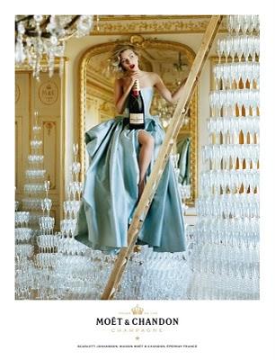 SCARLETT JOHANSONN FOR MOET
