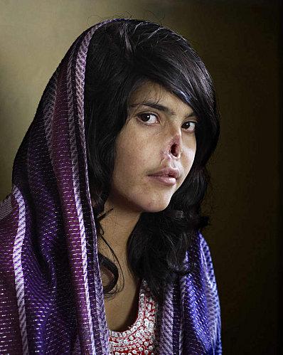 Bibi-Aisha--la-femme-afghane-defiguree-par-son-mari-et-ph.jpg