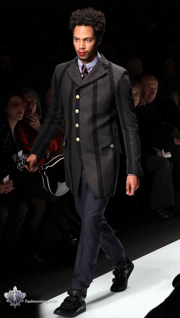 VIVIENNE WESTWOOD MEN'S A/W '11