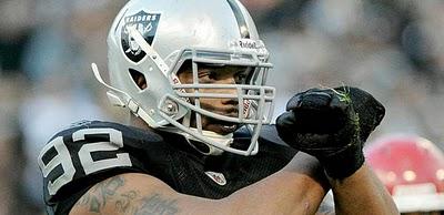 Nouveau contrat pour Richard Seymour