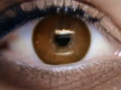 Nouveau clip britney spears hold against (preview premieres images)