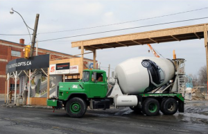 Smart For Two Cement Trucks11 300x193 Smart sinvite sur les camions à ciment