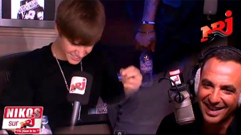 Justin Bieber sur NRJ pour le 6/9 ... il donne une mèche à Mustapha