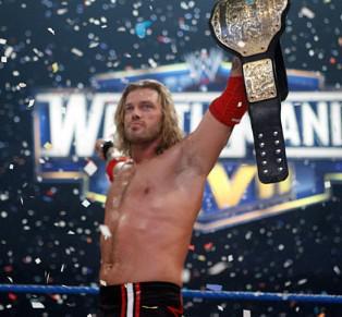 Edge redevient Champion du Monde Poids Lours lors du Smackdown du 18 février 2011