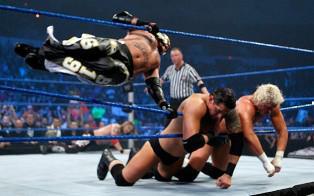 Lors de sa 600eme diffusion Smackdown propose un combat exceptionnel entre 12 des meilleurs catcheurs de la WWE