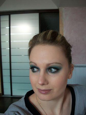 make_up_143