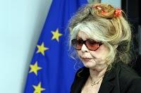 B.B. contre les ministres !!!!