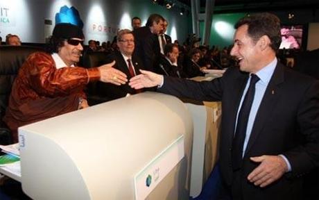 Kadhafi_Sarkozy_081207.jpg