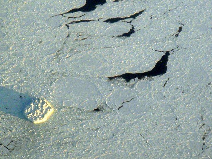 De magnifiques photos polaires : les vues d'avion de Dominique LANCASTRE.