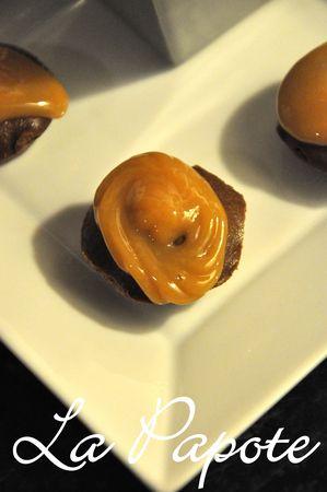 Mini_fondants_chocolat_noir_et_beurre_de_cachu_te_2