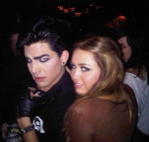 Miley Cyrus ... En soirée avec Adam Lambert (PHOTO)