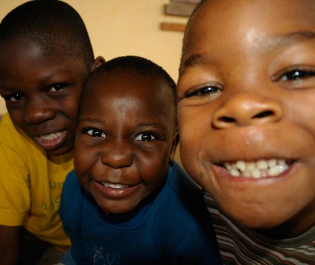 twins_mozambique_2010