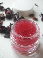 MON GOMMAGE GIRLY A LA FLEUR D'HIBISCUS