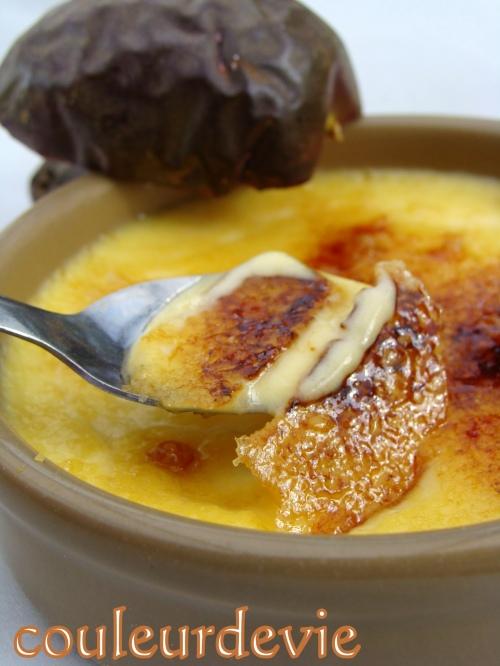 Crème brûlée au lait de coco et fruits de la passion