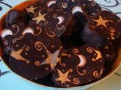 Chocolats Noël (style Michokos) avec plein caramel d'amandes dedans...parce qu'il jamais trop tard!
