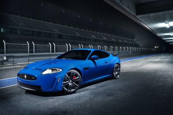 News – Jaguar XKR-S : tenue de sport
