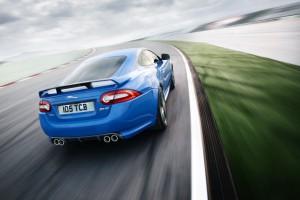 News – Jaguar XKR-S : tenue de sport