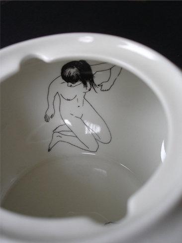 nude-tea-set-by-esther-horchner-10