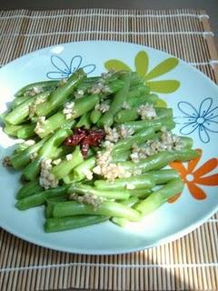 Salade d'haricots verts 凉拌扁豆 liángbàn biǎndòu