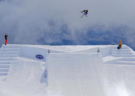 Les Crewstacez: le Freestyle en grand à Crans-Montana Survival of the Fittest Crans-Montana