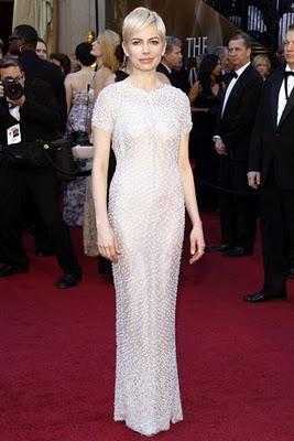 Admirez les plus belles robes de la cérémonie des Oscars !