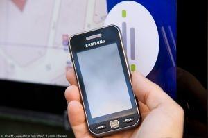 Le paiement sans contact par mobile fait sa place en 2011