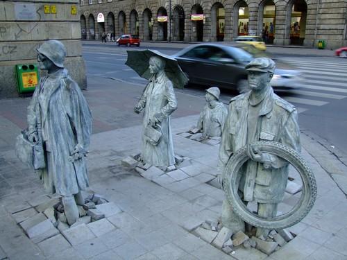20 statues insolites