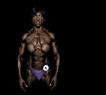 joachim ladefoged,corps musclés,musclor,corps d'homme,musculature,biceps,le shaker de cyril,mirror