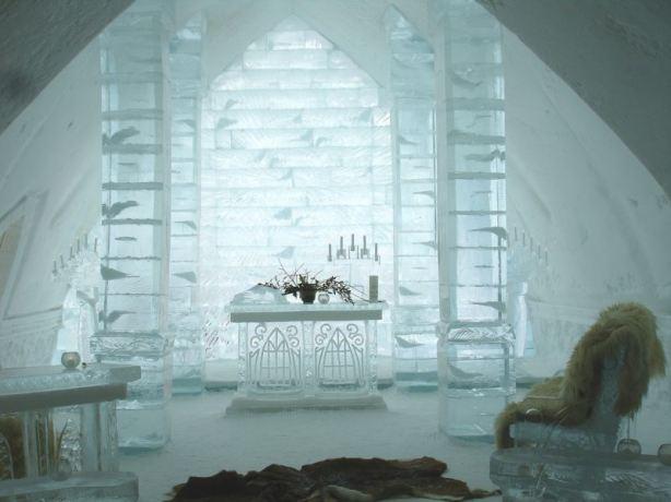 Dormir dans un hôtel de glace