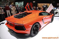 Lamborghini Aventador 5