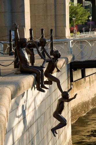 20 statues insolites