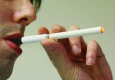 « e-cigarette » : aide au sevrage ou fumeux gadget ?