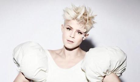 Robyn: Call Your Girlfriend (Feed Me Remix) - MP3
Le producteur...
